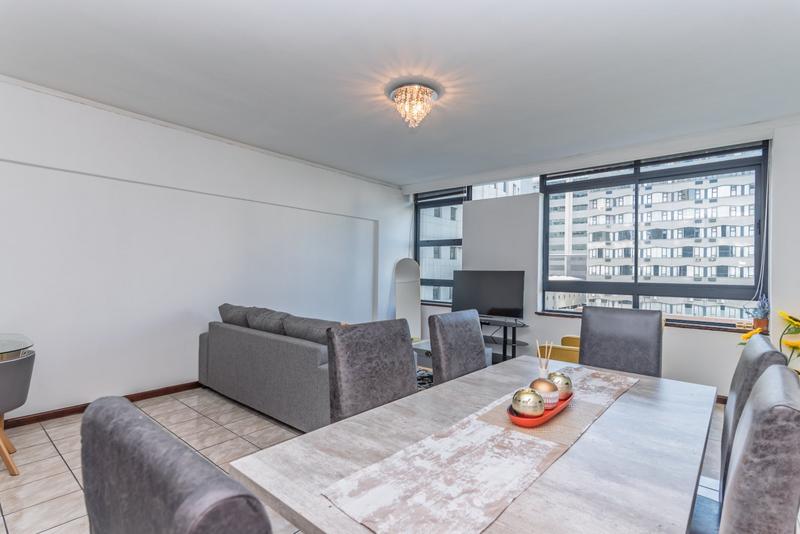 2 Bedroom Property for Sale in Cape Town City Centre Western Cape